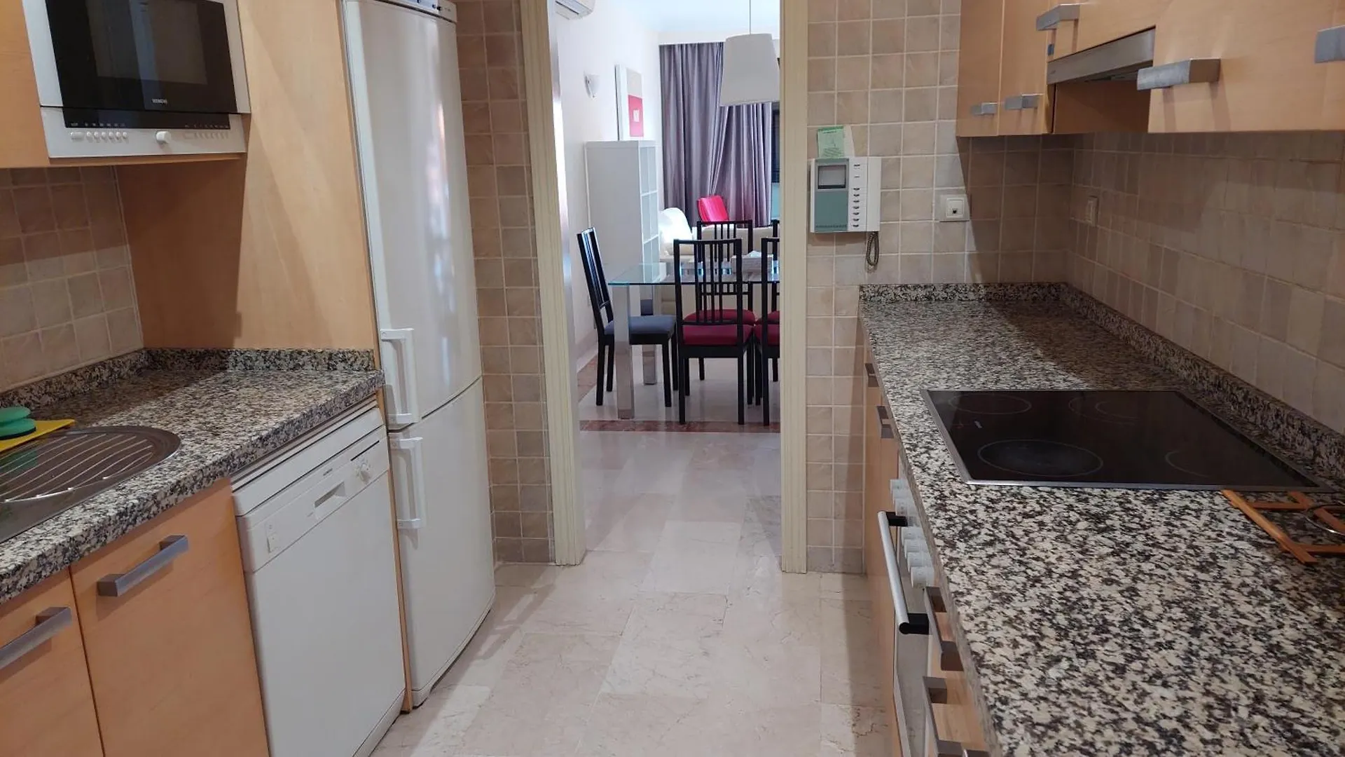 Jardines, Piscina Y Mar Apartment Estepona