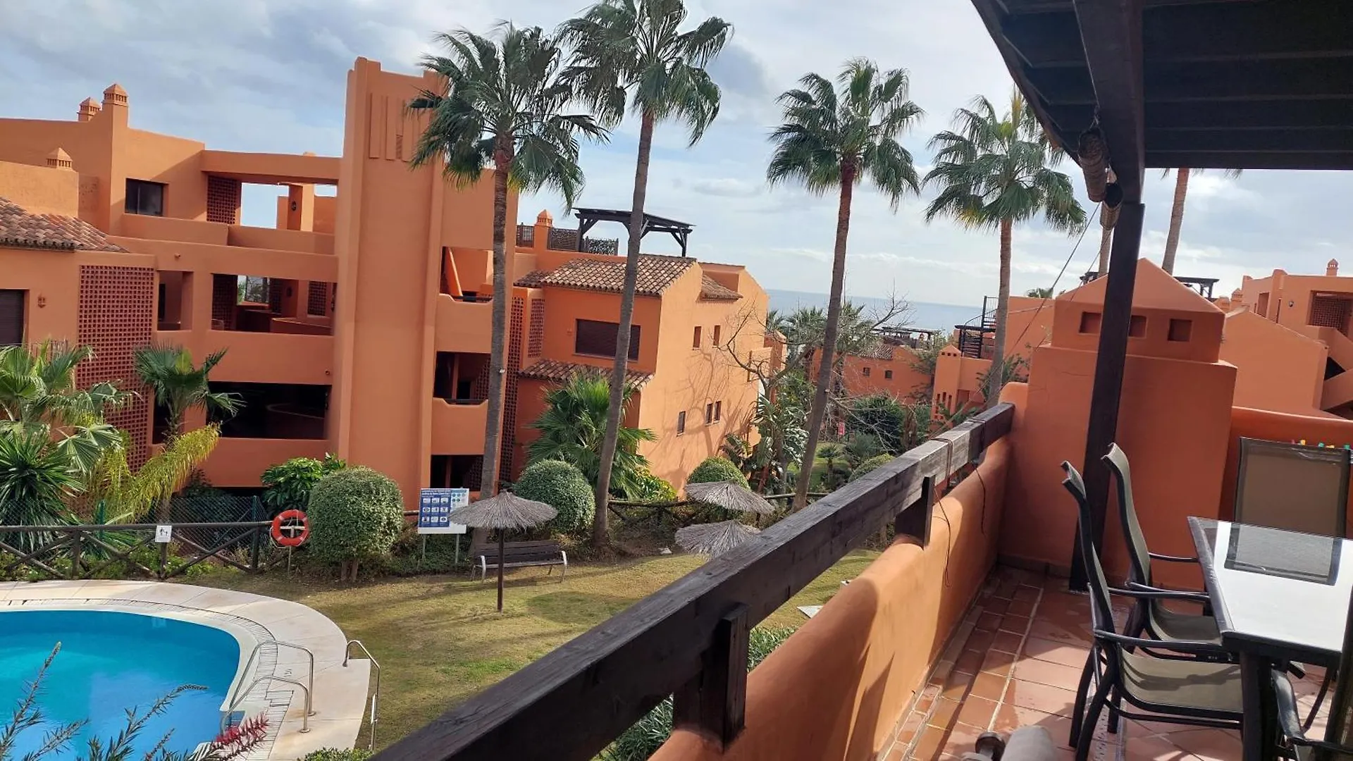 Jardines, Piscina Y Mar Apartman Estepona Spanyolország
