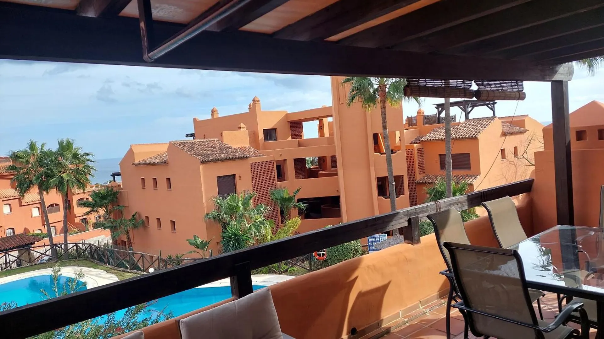 Jardines, Piscina Y Mar Apartman Estepona