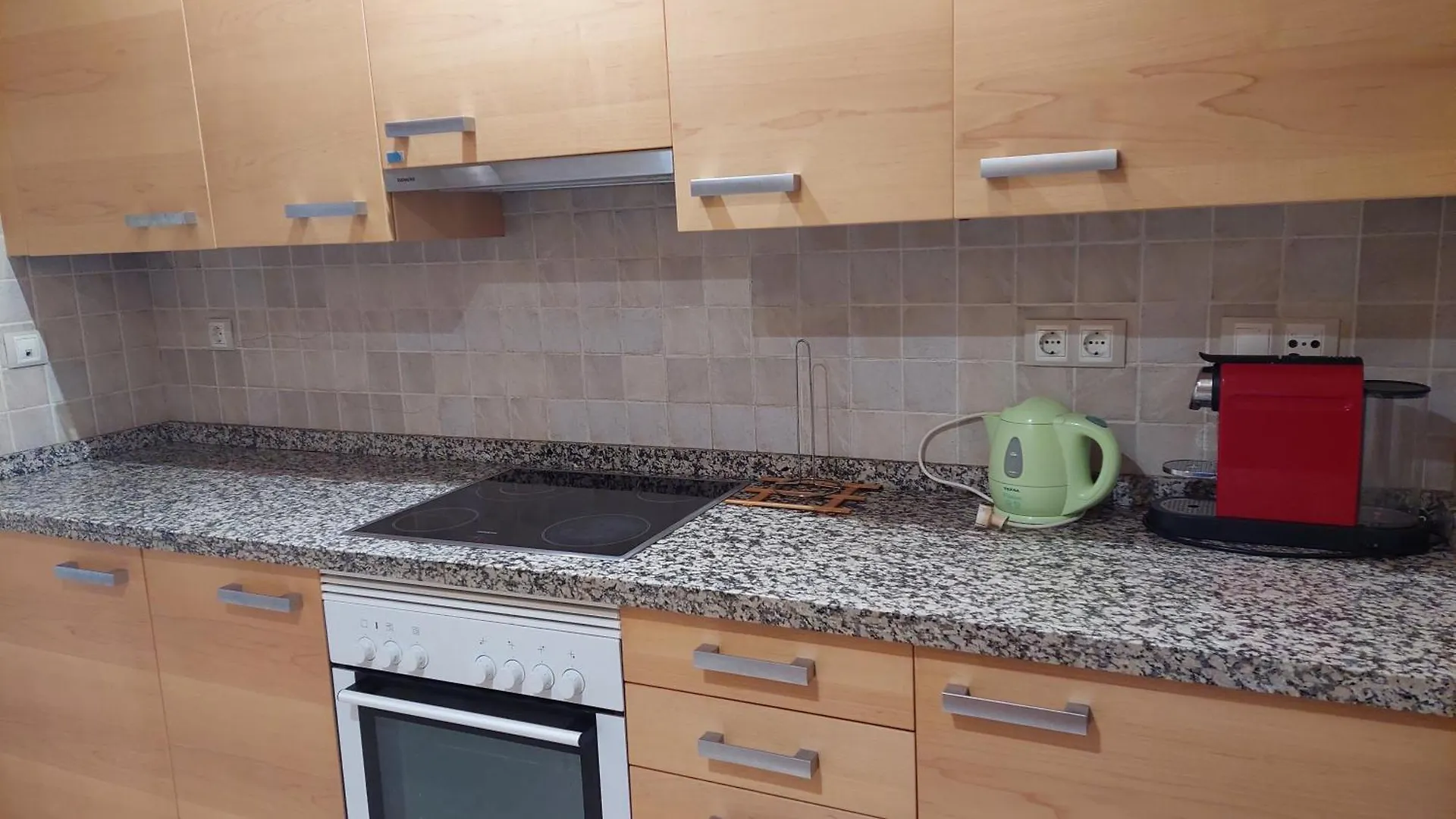 Jardines, Piscina Y Mar Apartman Estepona