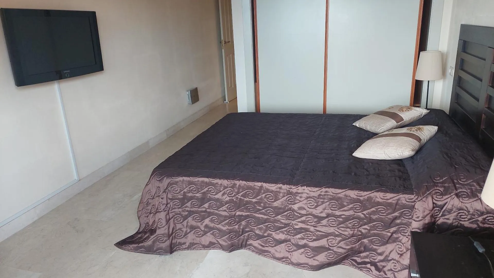 Jardines, Piscina Y Mar Apartman Estepona